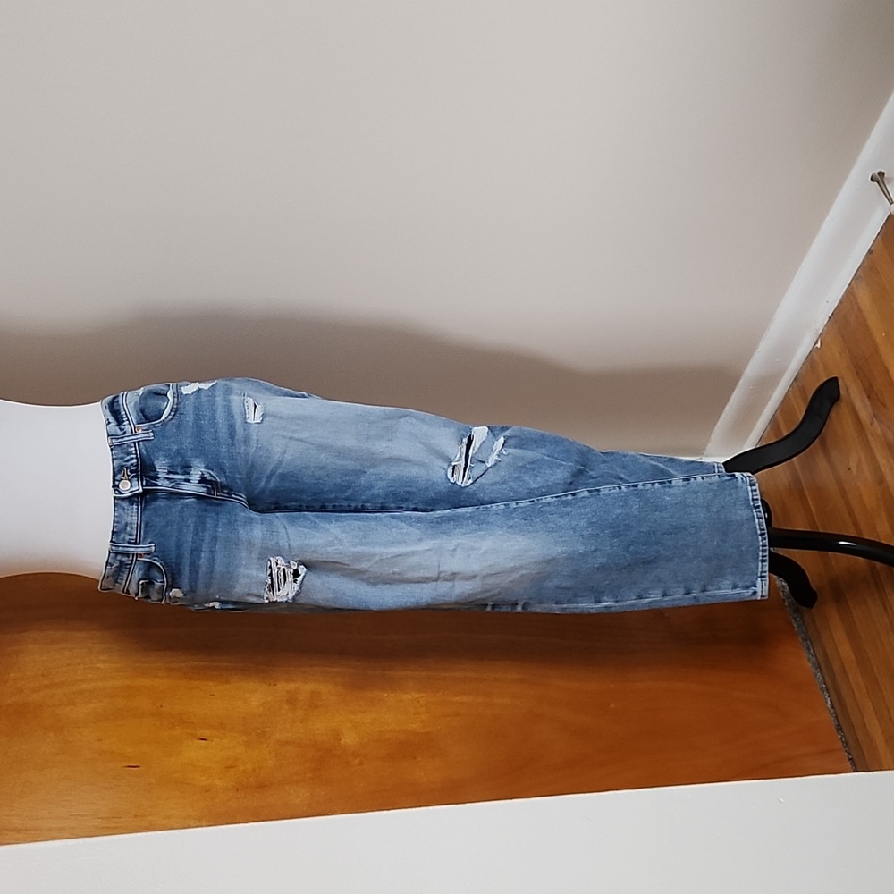 Lucky Brand mid rise distressed jeans size 8/29R